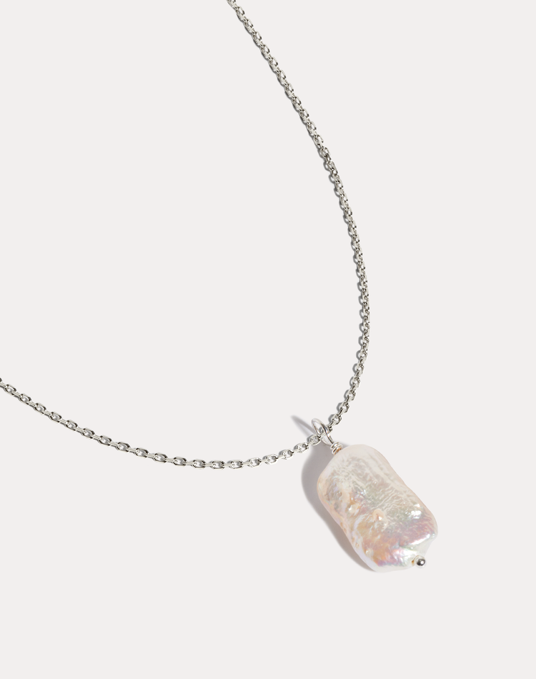 Faye Necklace Set in Silver